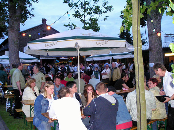 2007 schuetzenfest biergarten