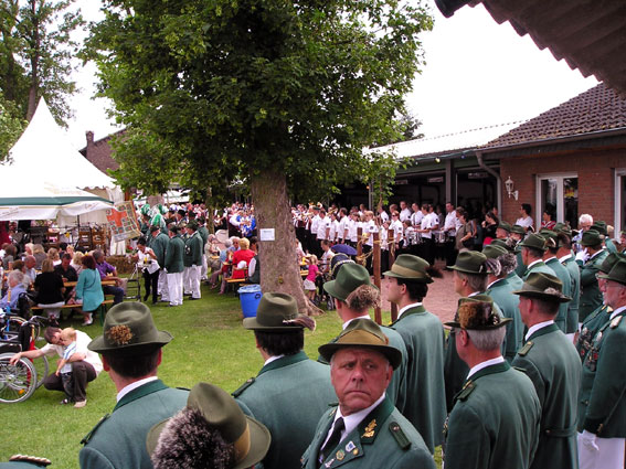 2007 schuetzenfest biergarten2