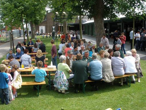2012 06 familientag gaeste